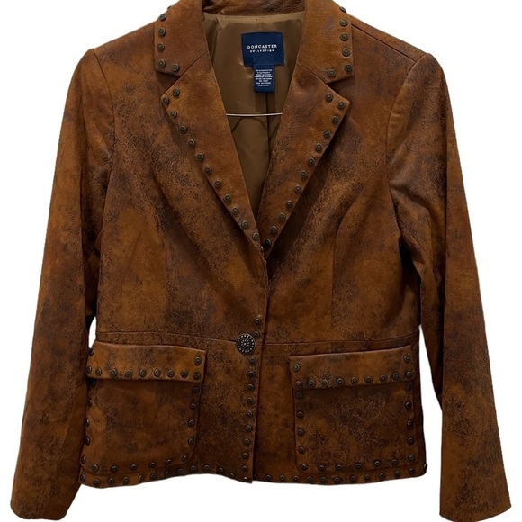 Doncaster Women’s Rustic One button Studded Coat Size 8P - Picture 1 of 9